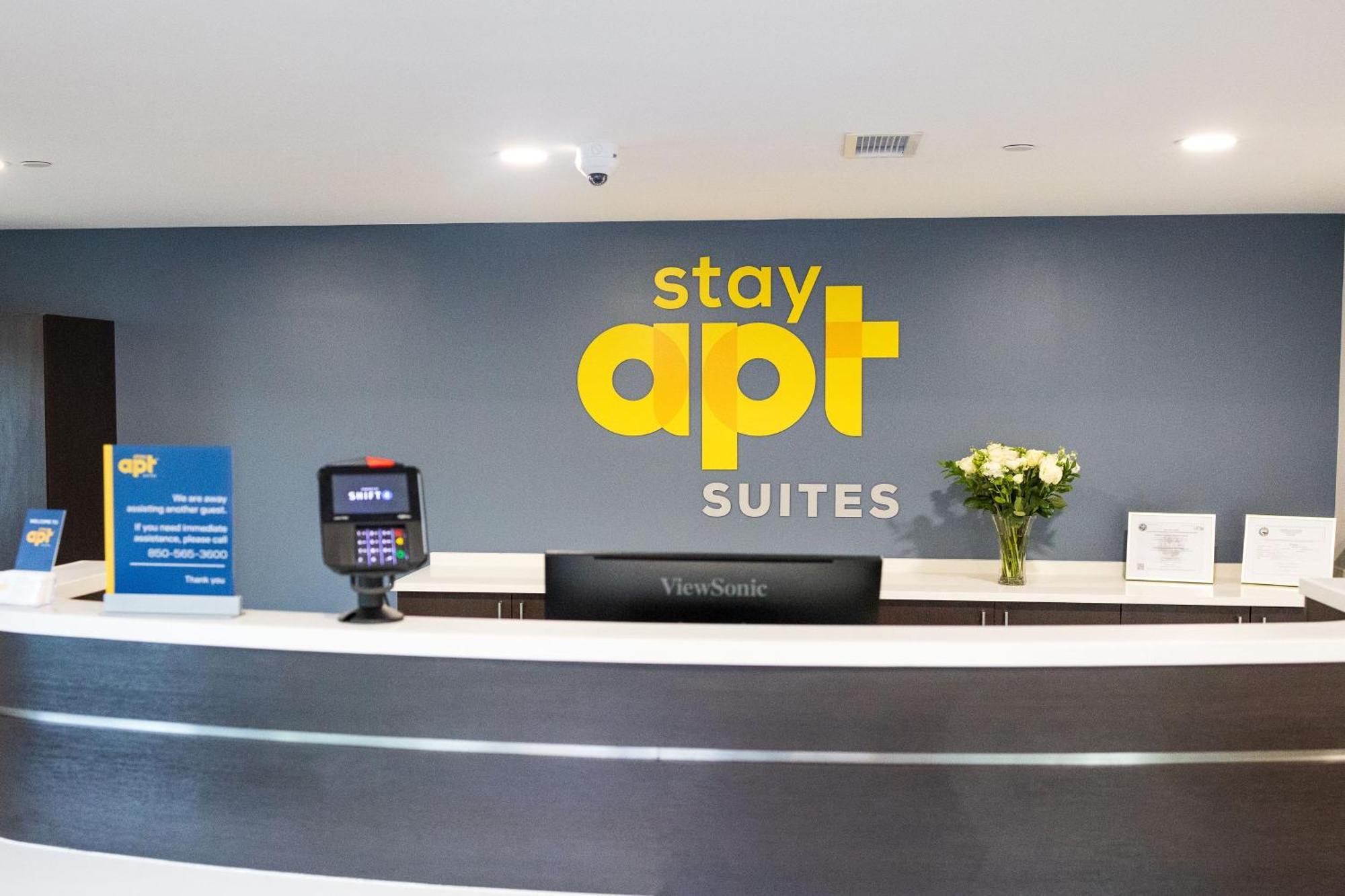 Stayapt Suites Pensacola-Uwf/Florida Hospital Area Ferry Pass Екстериор снимка