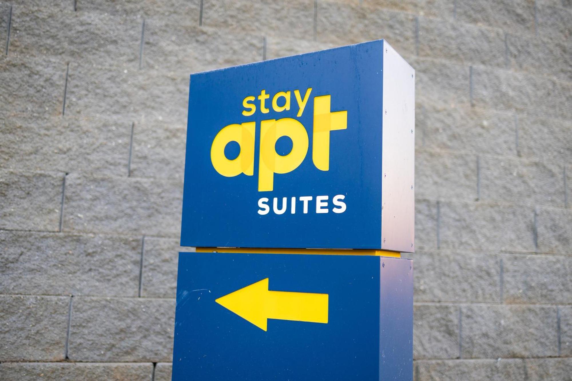 Stayapt Suites Pensacola-Uwf/Florida Hospital Area Ferry Pass Екстериор снимка